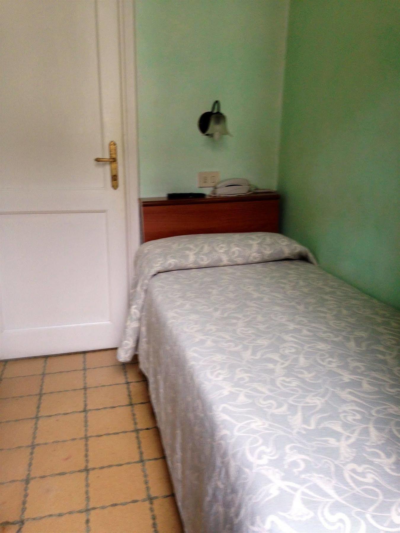 Hotel Giappone Florencia Exterior foto